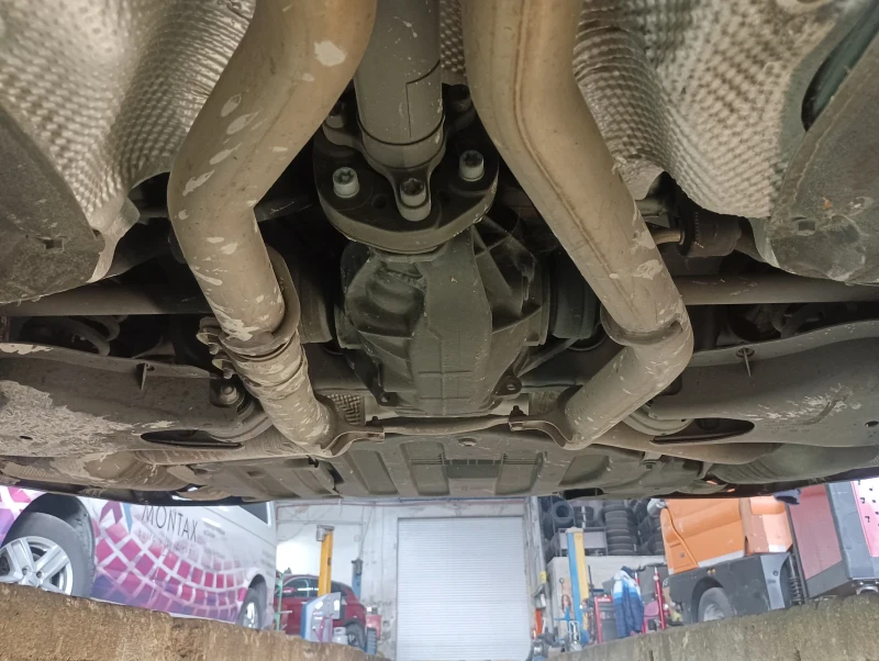 Mercedes-Benz E 350 3.5 V6, снимка 17 - Автомобили и джипове - 52297705