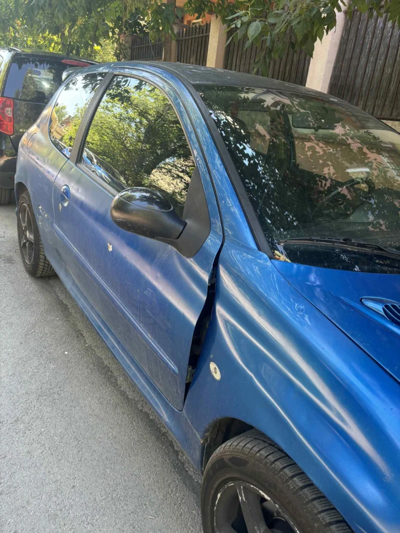 Peugeot 206, снимка 4 - Автомобили и джипове - 52414599