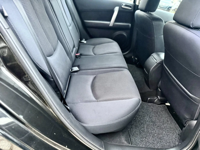 Mazda 6 2.0 6-скорости, снимка 13 - Автомобили и джипове - 52799123