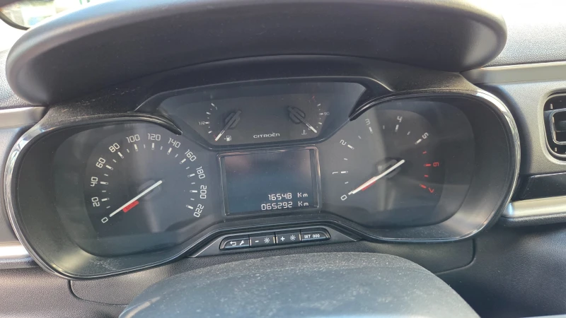 Citroen C3 1.2i 65000km, снимка 15 - Автомобили и джипове - 52943703
