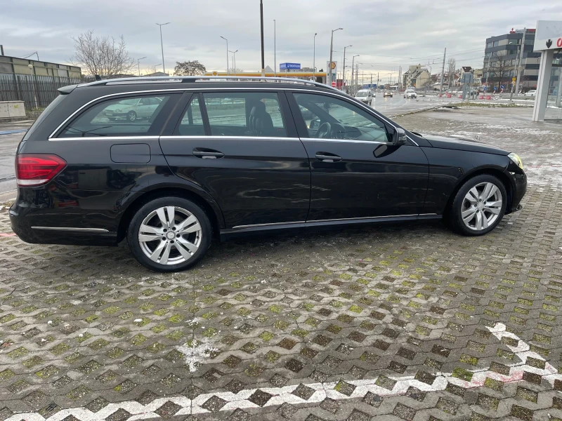 Mercedes-Benz E 220 220CDI Facelift, снимка 3 - Автомобили и джипове - 53049560