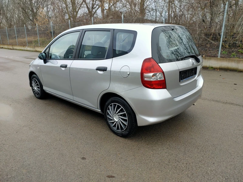 Honda Jazz 1.3 Реални км , Топ състояние , снимка 7 - Автомобили и джипове - 53280962