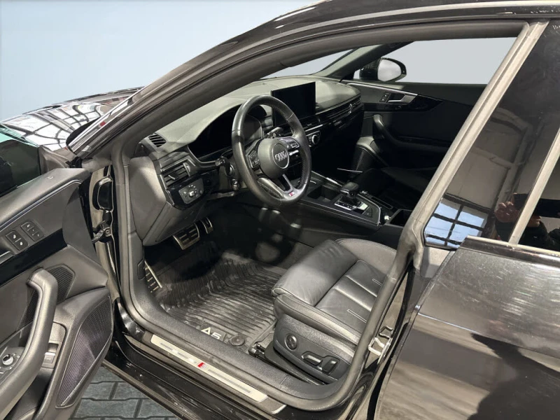 Audi A5 Audi A5 Sportback * АвтоКредит (ЦЕНА ДО БГ), снимка 13 - Автомобили и джипове - 53539293