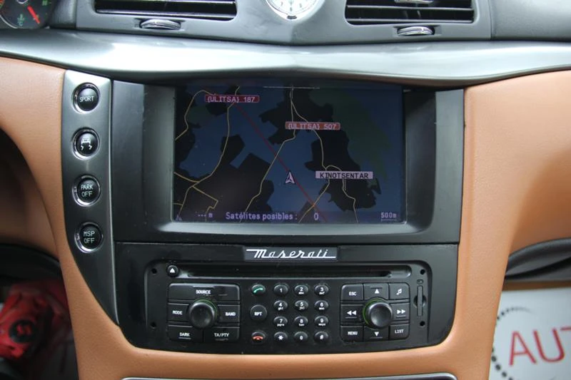 Maserati GranTurismo 4.2 V8/Automatik /BOSE/NAVI, снимка 12 - Автомобили и джипове - 35944811