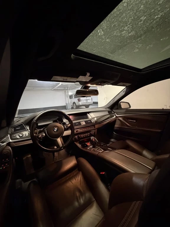 BMW 535 * 535i xDrive * CARFAX * БЕЗ ПЪРВОНАЧАЛНА ВНОСКА, снимка 13 - Автомобили и джипове - 52886059