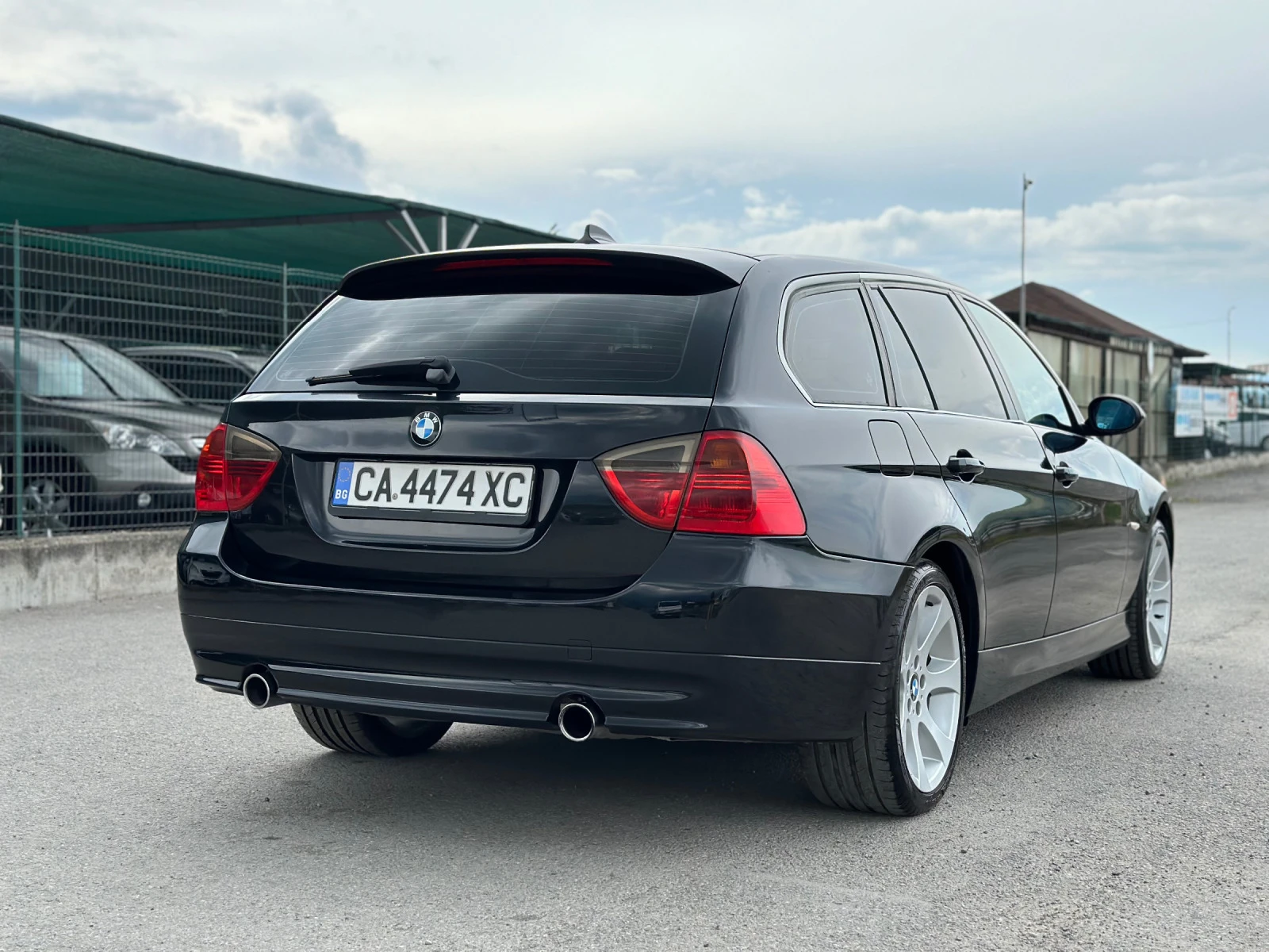 BMW 335 335xi-4x4-NEW-XENON-BI XENON-KOJA-NAVI-TOP-FULL - изображение 6