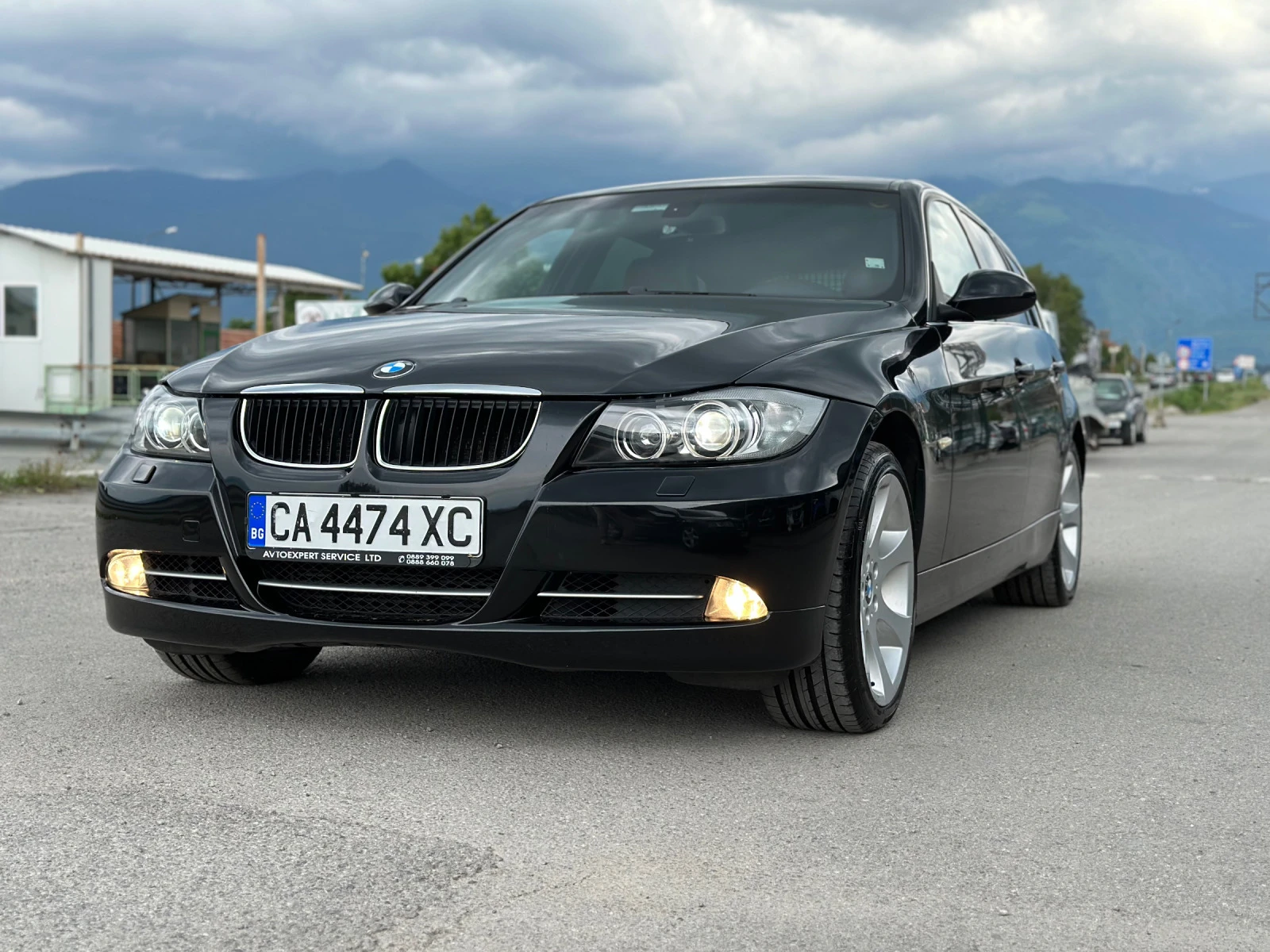 BMW 335 335xi-4x4-NEW-XENON-BI XENON-KOJA-NAVI-TOP-FULL - изображение 3