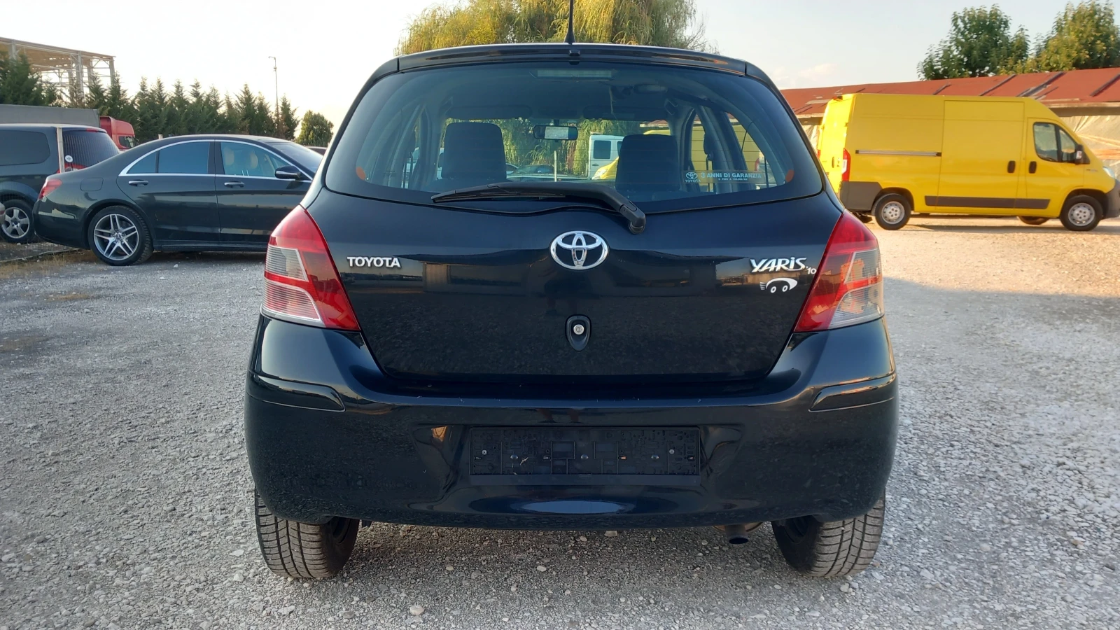 Toyota Yaris 1.4D-4D-6ск/КЛИМАТРОНИК - изображение 5