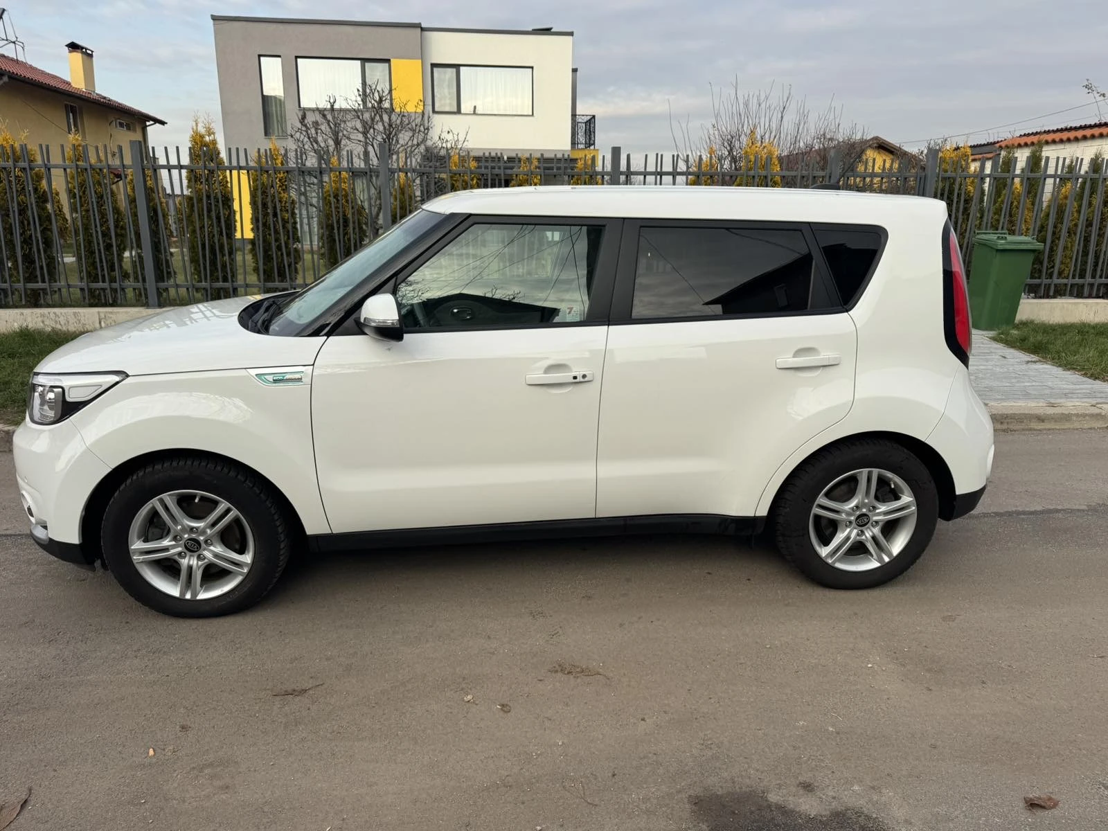 Kia Soul EV 30.5kWh - изображение 4