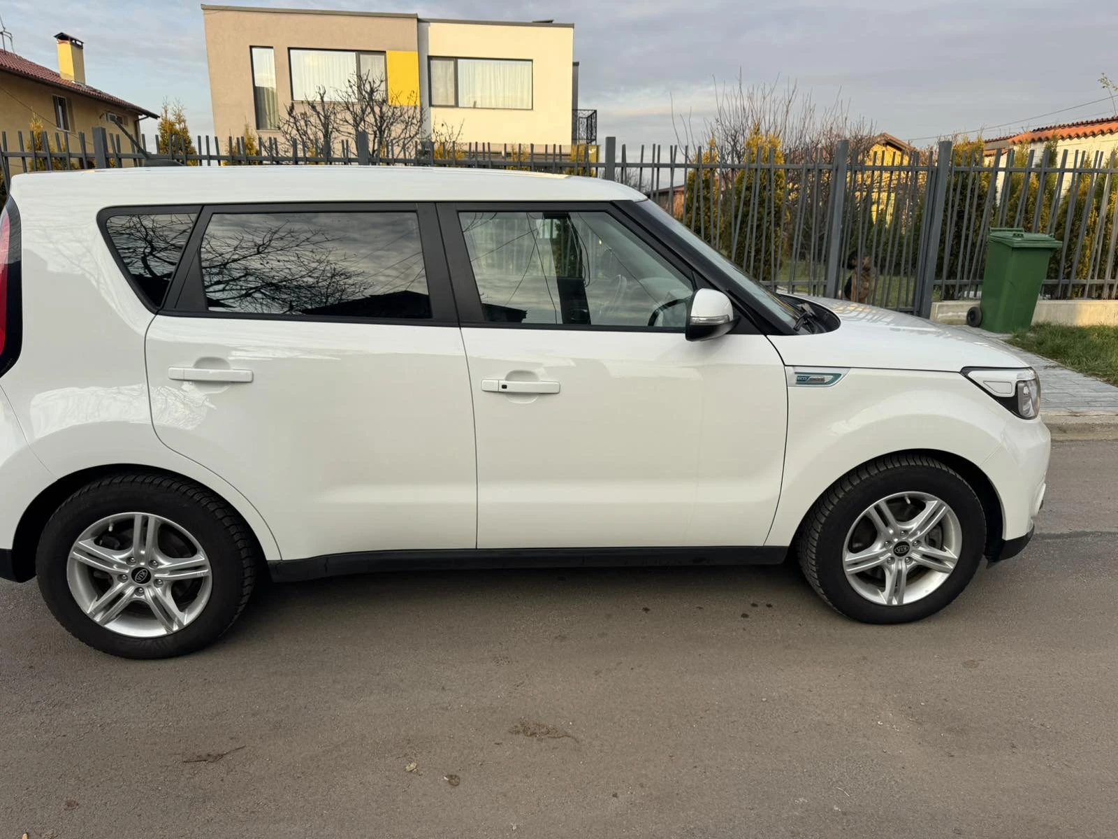 Kia Soul EV 30.5kWh - изображение 8