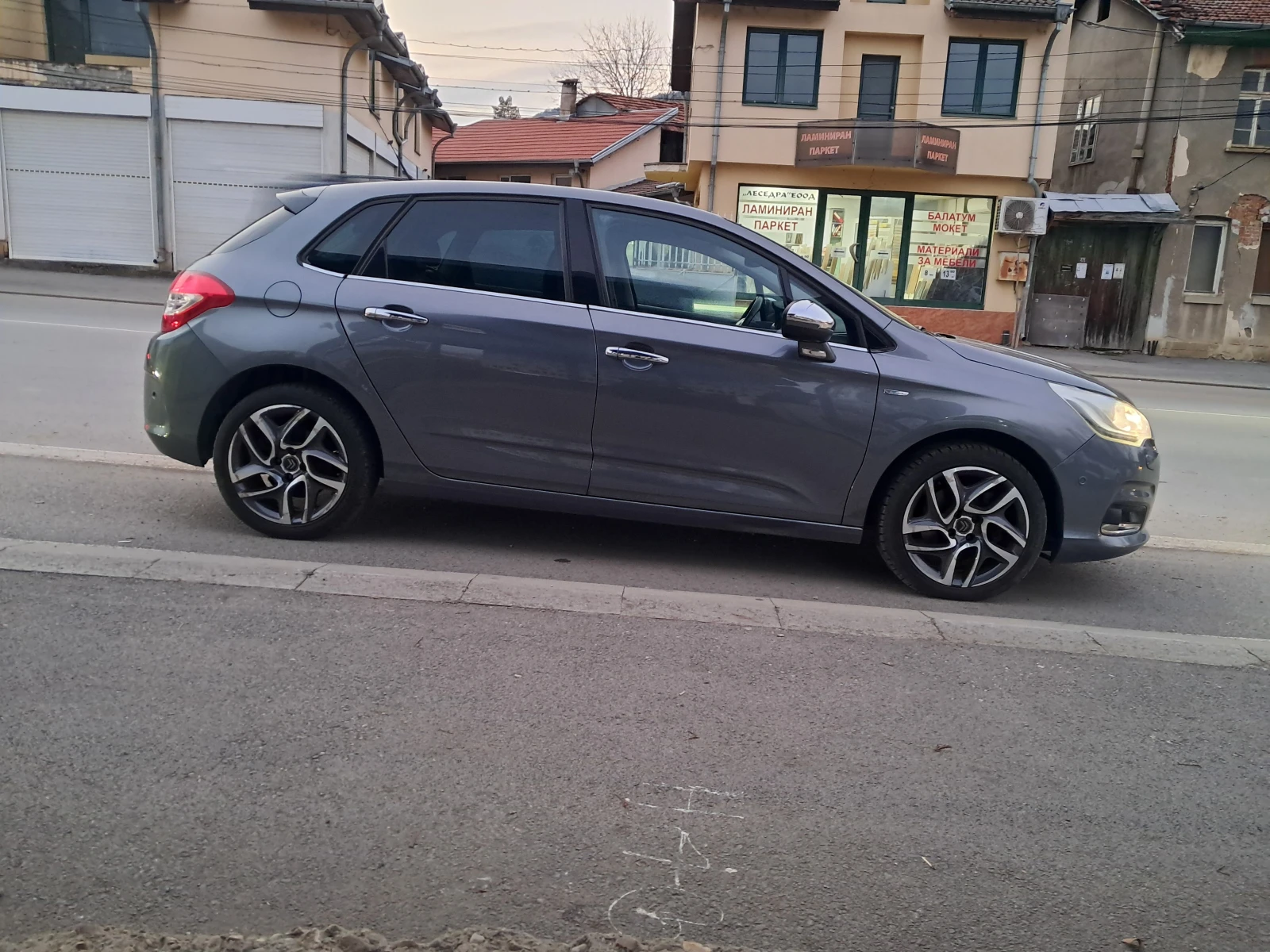 Citroen C4 2.0 HDI EKSKLUZIV - изображение 4