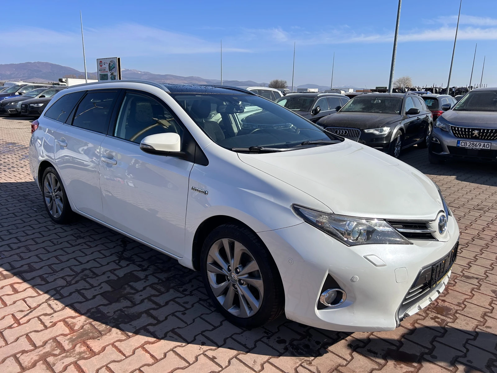 Toyota Auris 1.8HYBRID AVTOMAT/NAVI/KAMERA/KOJA  - изображение 4