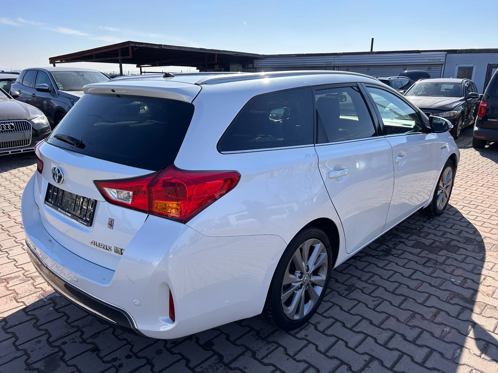 Toyota Auris 1.8HYBRID AVTOMAT/NAVI/KAMERA/KOJA  - изображение 6