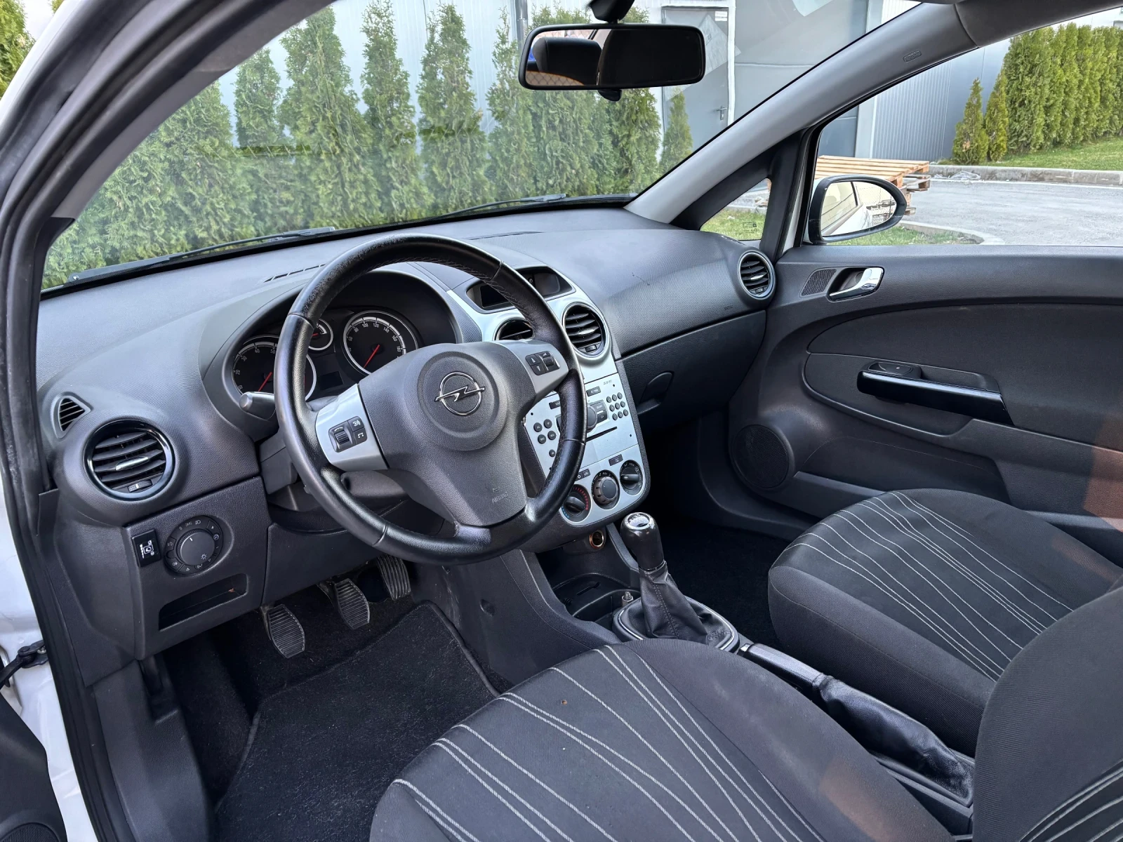 Opel Corsa CORSA D БЕНЗИН/ГАЗ ИТАЛИЯ КЛИМАТИК  - изображение 6