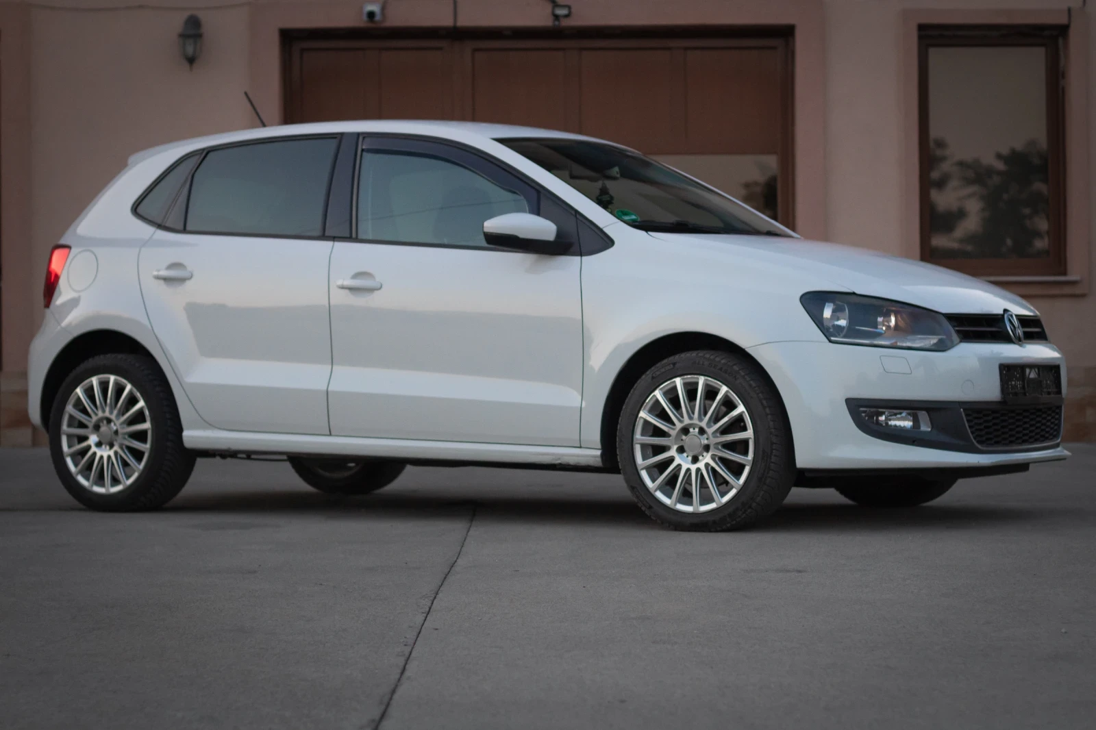 VW Polo * 1.6 TDI климатроник - изображение 2