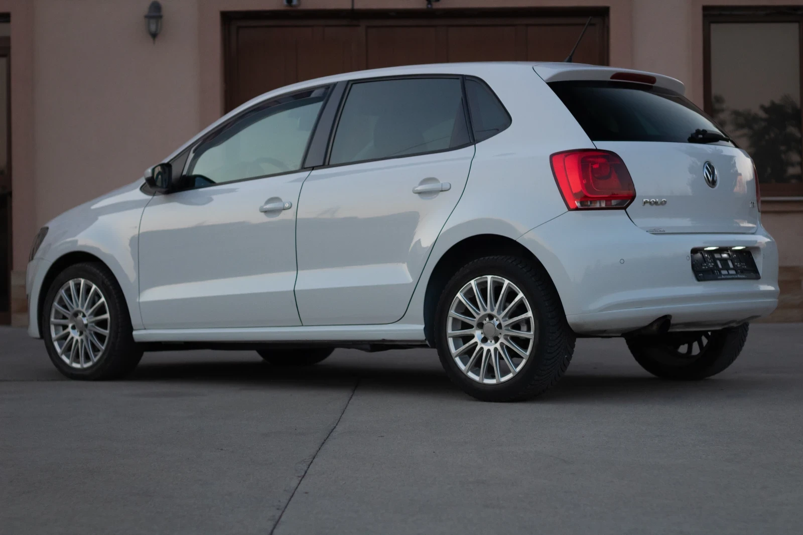 VW Polo * 1.6 TDI климатроник - изображение 5