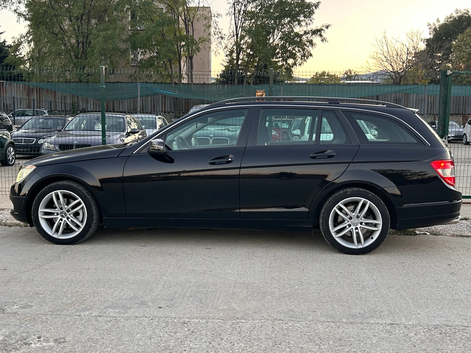 Mercedes-Benz C 220  - изображение 2