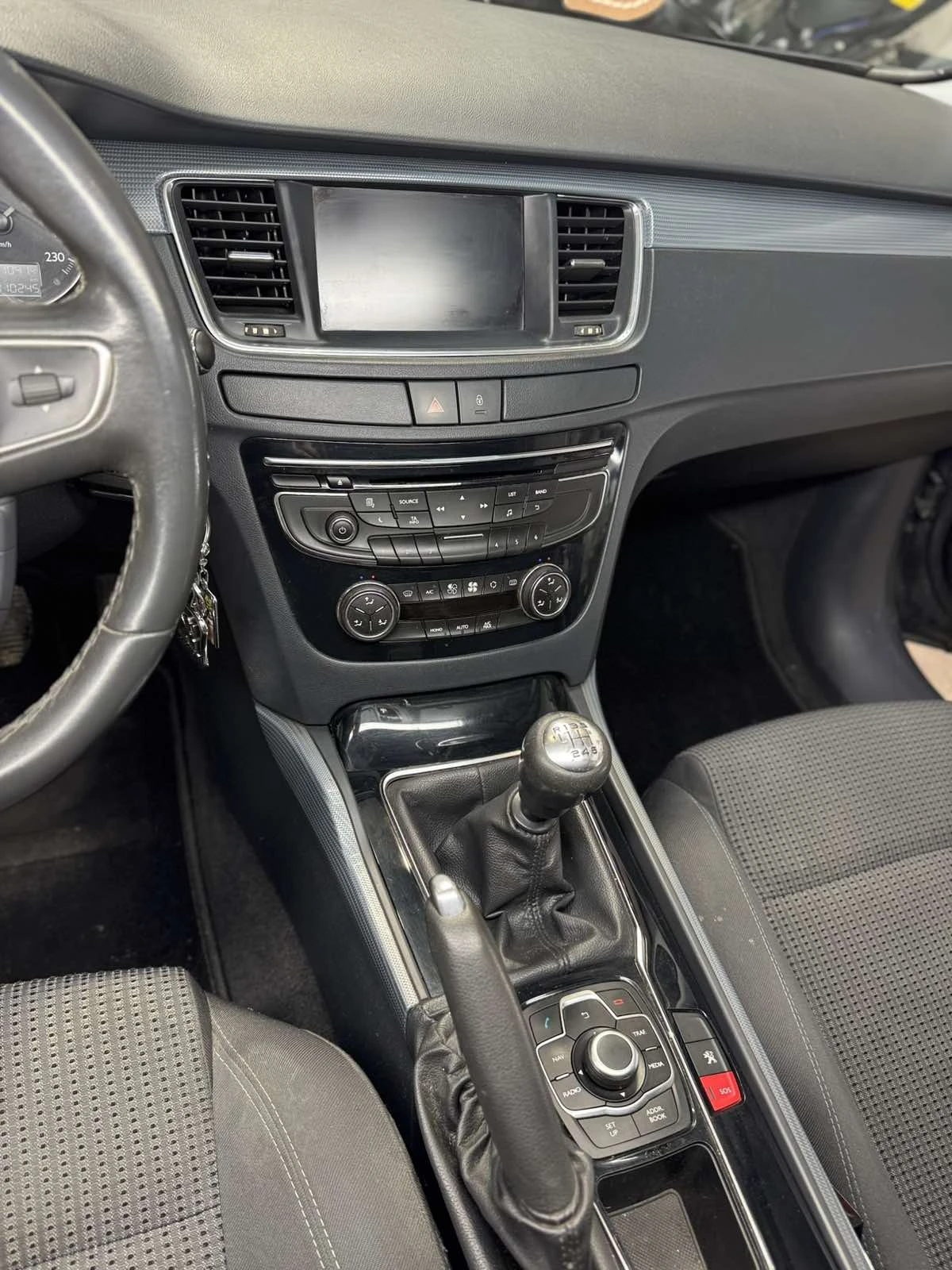 Peugeot 508 SW 2.0 HDI 140 | Mobile.bg � ����������� 11