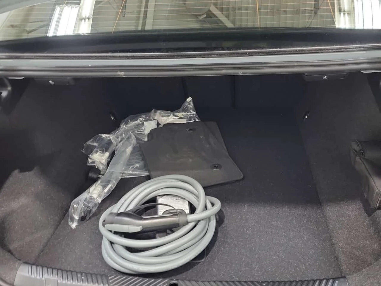 BMW i5 M60 XDRIVE| BROOKLYN GREY| B&W| HUD| 360| 2 КЛЮЧА, снимка 14 - Автомобили и джипове - 54156465