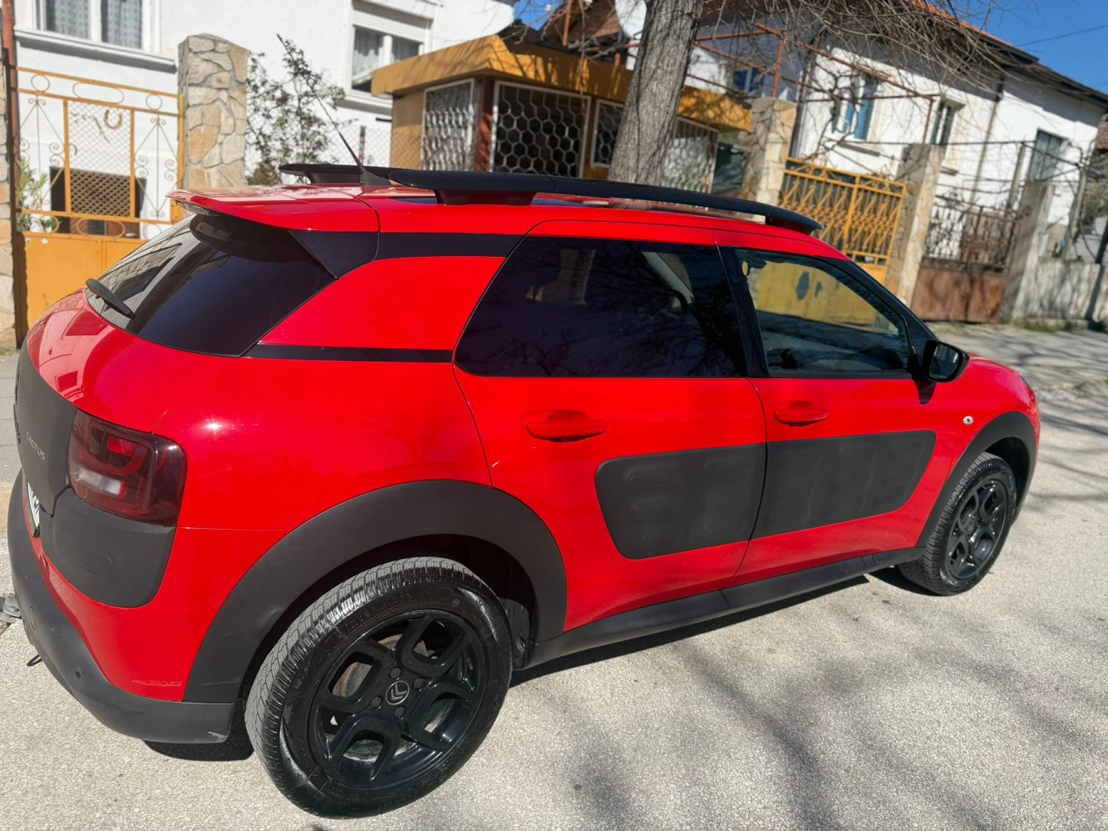 Citroen C4 Cactus, снимка 4 - Автомобили и джипове - 54160382
