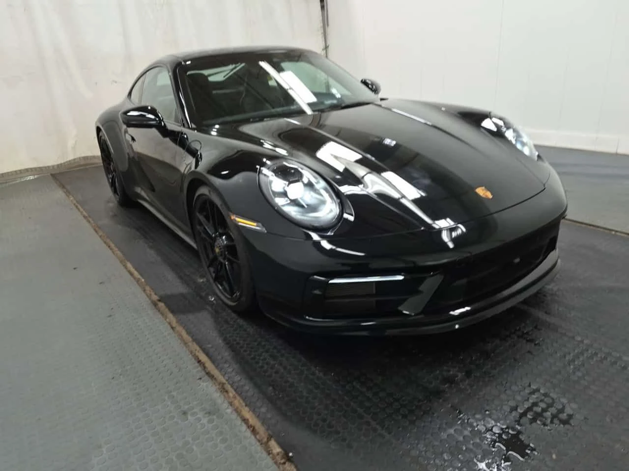 Porsche 911 * CARRERA 4 GTS * CARFAX * 20к км * , снимка 2 - Автомобили и джипове - 54878228