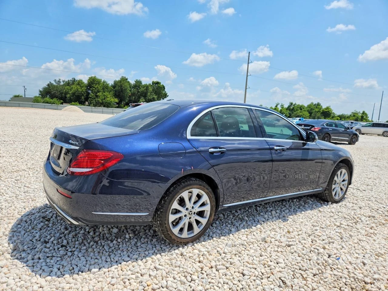 Mercedes-Benz E 400 3.0l 4Matic, снимка 3 - Автомобили и джипове - 55158687