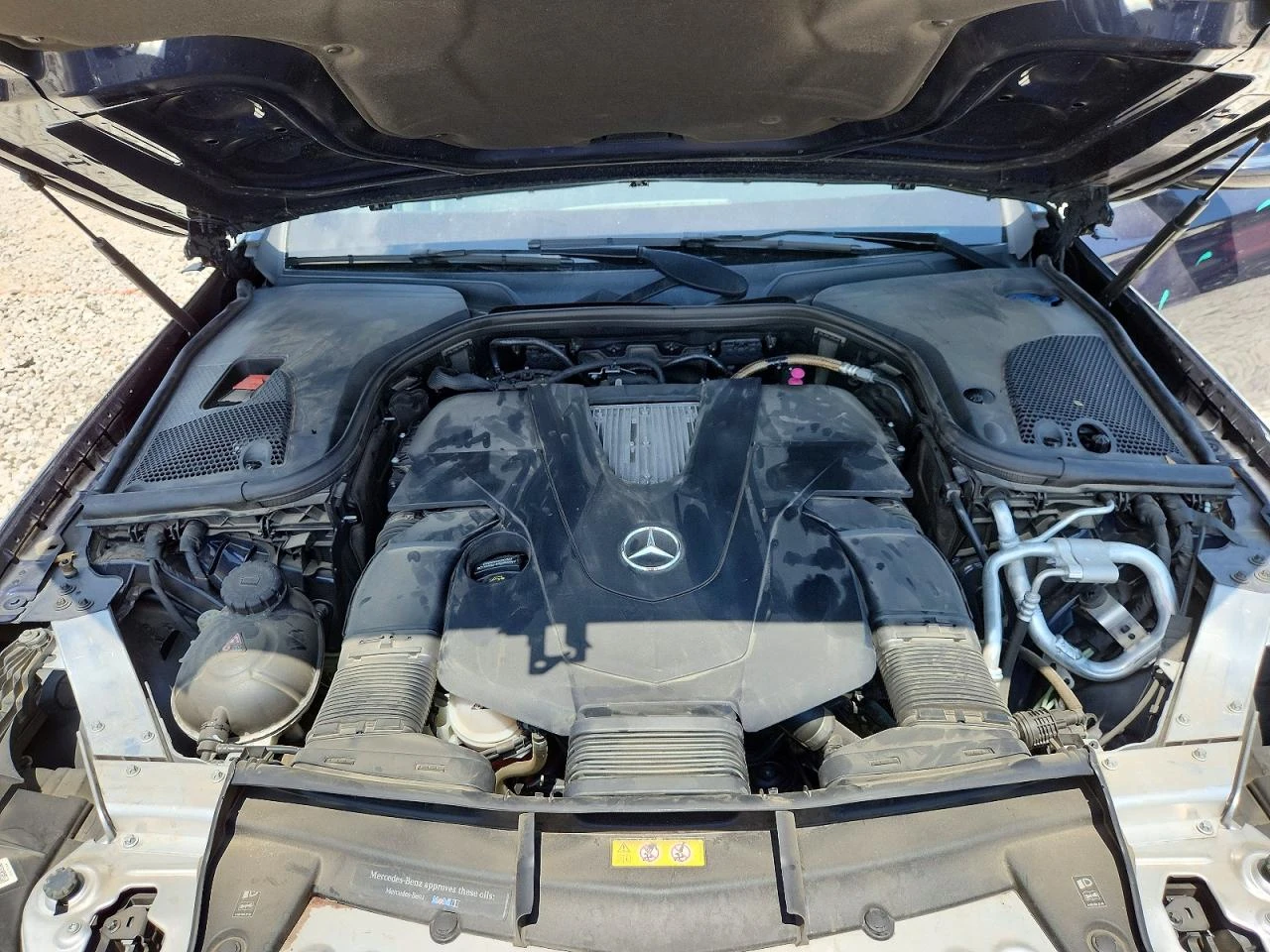 Mercedes-Benz E 400 3.0l 4Matic, снимка 11 - Автомобили и джипове - 55158687