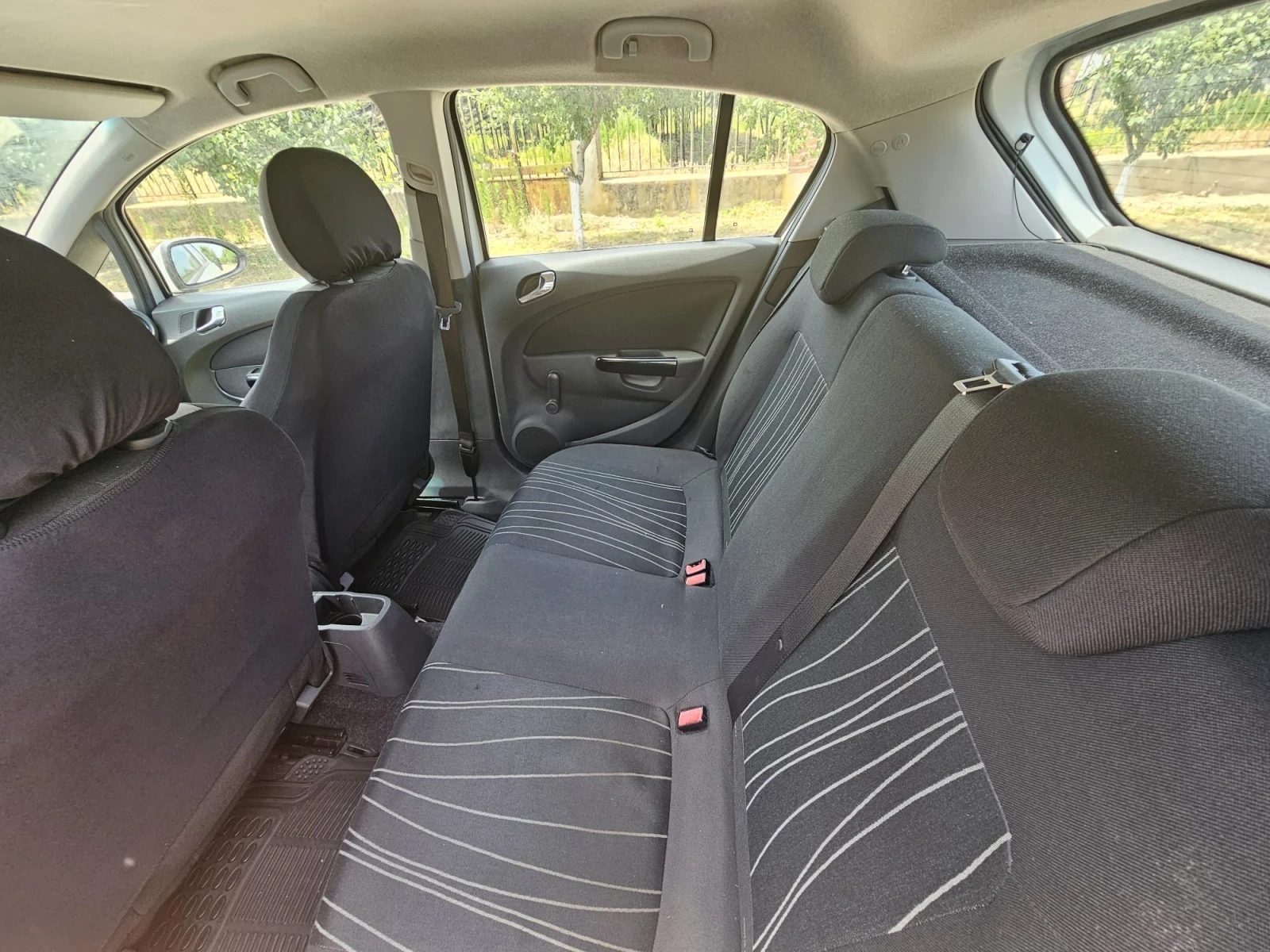 Opel Corsa, снимка 4 - Автомобили и джипове - 55443851