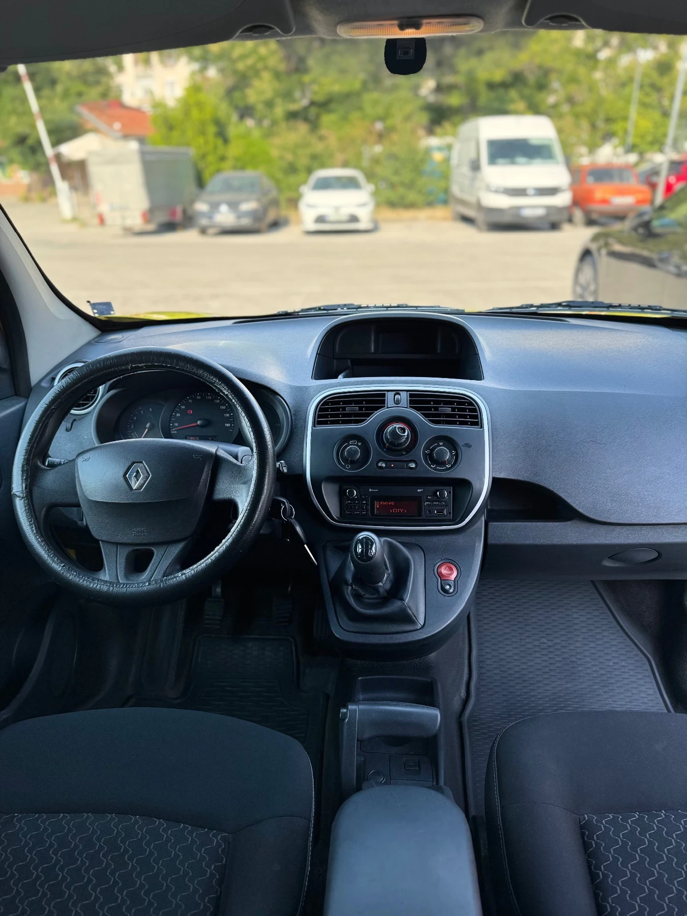 Renault Kangoo, снимка 10 - Автомобили и джипове - 55544951