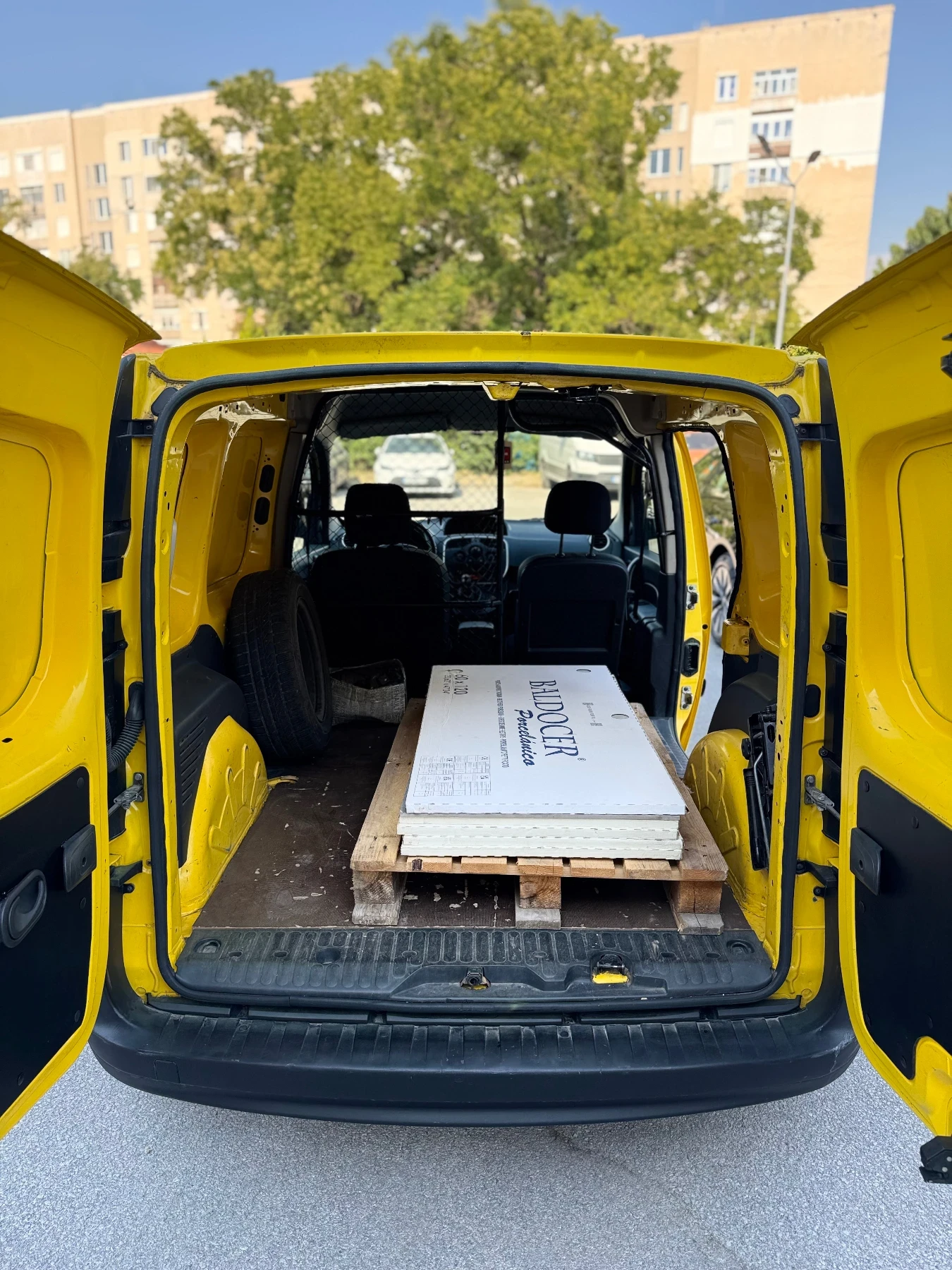 Renault Kangoo, снимка 13 - Автомобили и джипове - 55544951