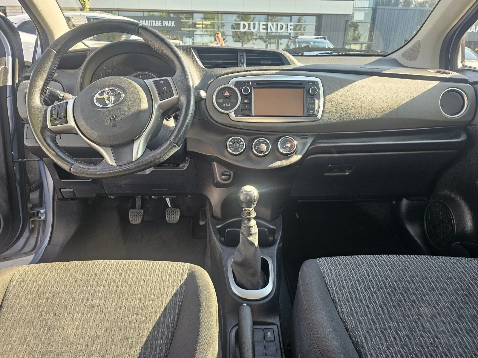 Toyota Yaris 1.33I * 144900km* 2014, снимка 9 - Автомобили и джипове - 55675404