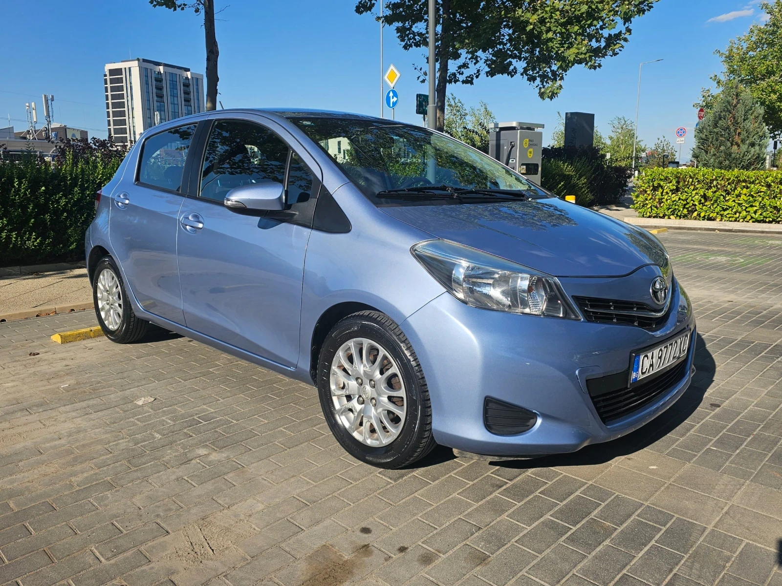 Toyota Yaris 1.33I * 144900km* 2014, снимка 3 - Автомобили и джипове - 55675404