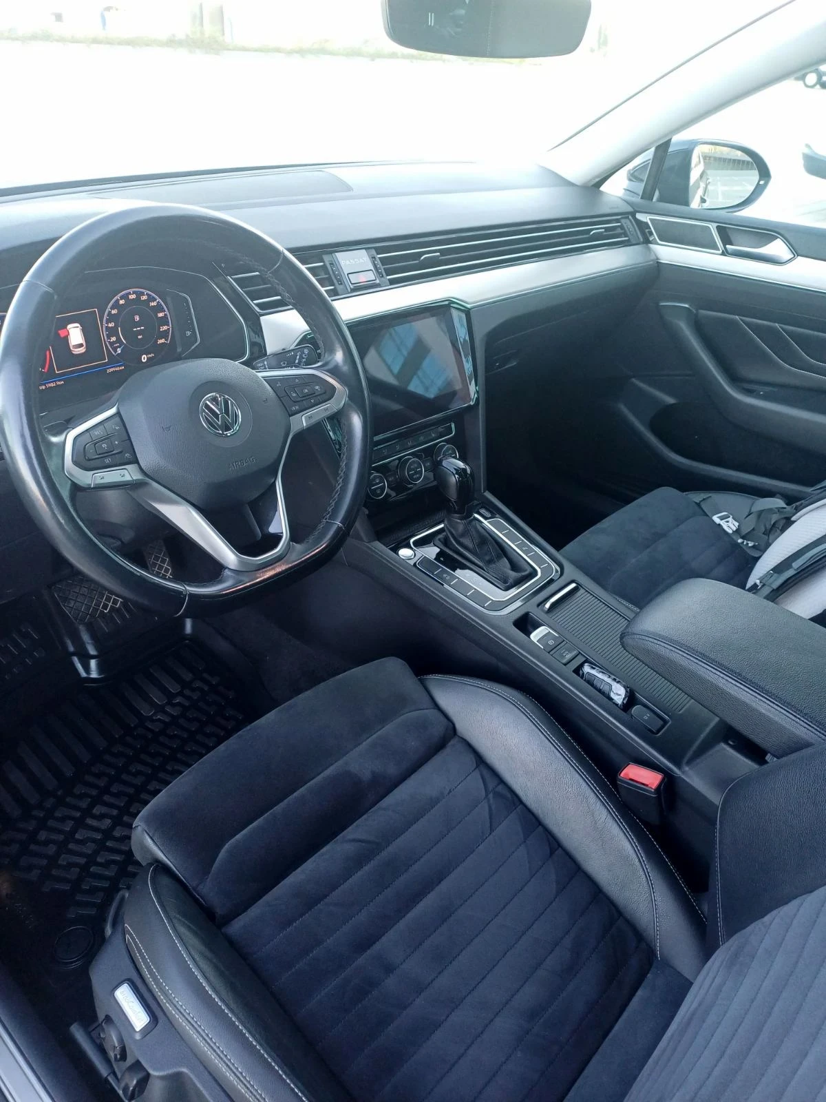 VW Passat B8, снимка 6 - Автомобили и джипове - 55979950