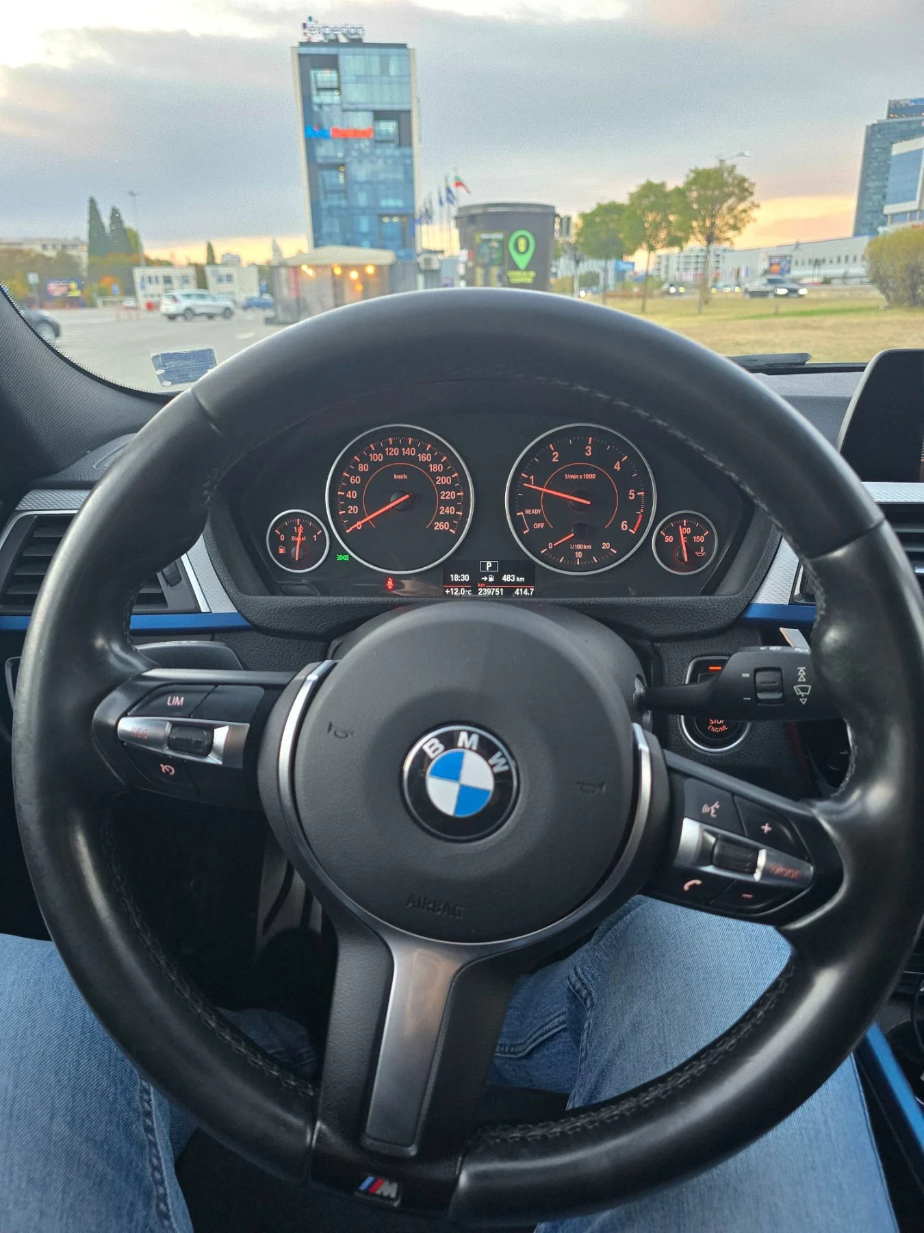 BMW 316 M-Sport lci b47, снимка 15 - Автомобили и джипове - 56651618