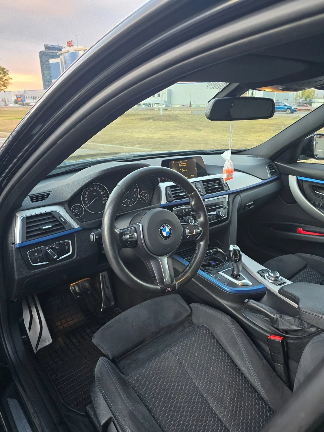 BMW 316 M-Sport lci b47, снимка 12 - Автомобили и джипове - 56651618