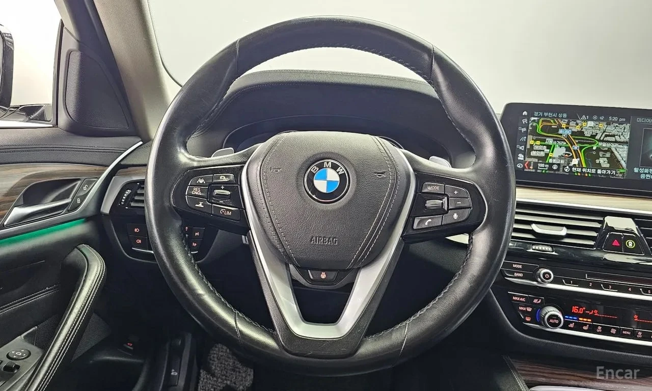 BMW 530 * 530i Luxury Plus * ЦЕНА ДО БГ, снимка 13 - Автомобили и джипове - 56132468