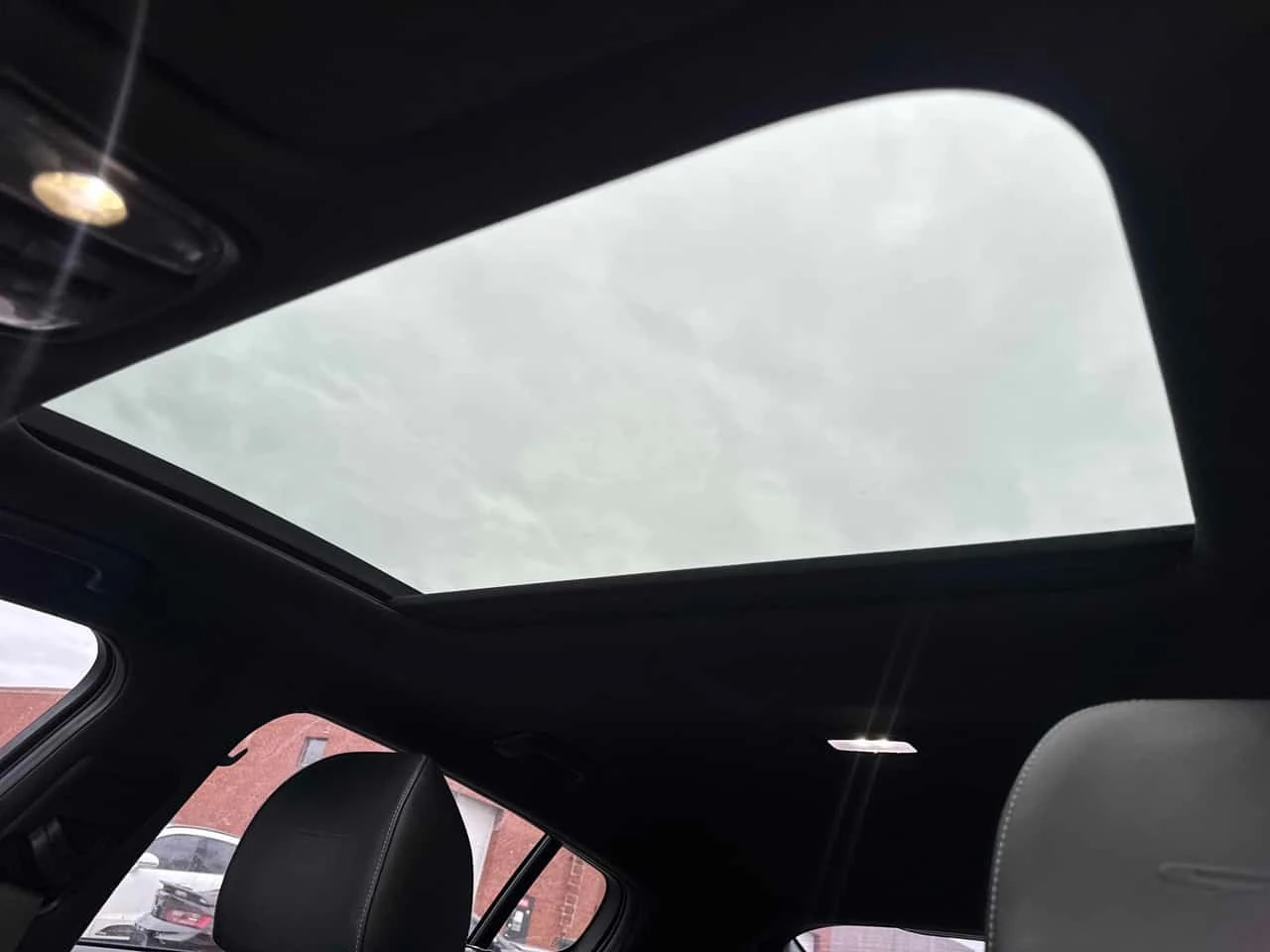 Kia Stinger * GT Limited * CARFAX * ДИСТРОНИК * 360 КАМЕРА * , снимка 11 - Автомобили и джипове - 56309912
