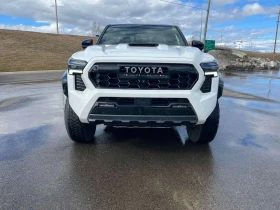 Toyota Tacoma * Hybrid * CARFAX * МЪРТВА ТОЧКА, снимка 6