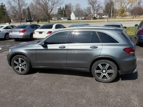 Mercedes-Benz GLC 43 AMG  * CARFAX * Дигитално табло * Алкантара * + Джанти, снимка 2
