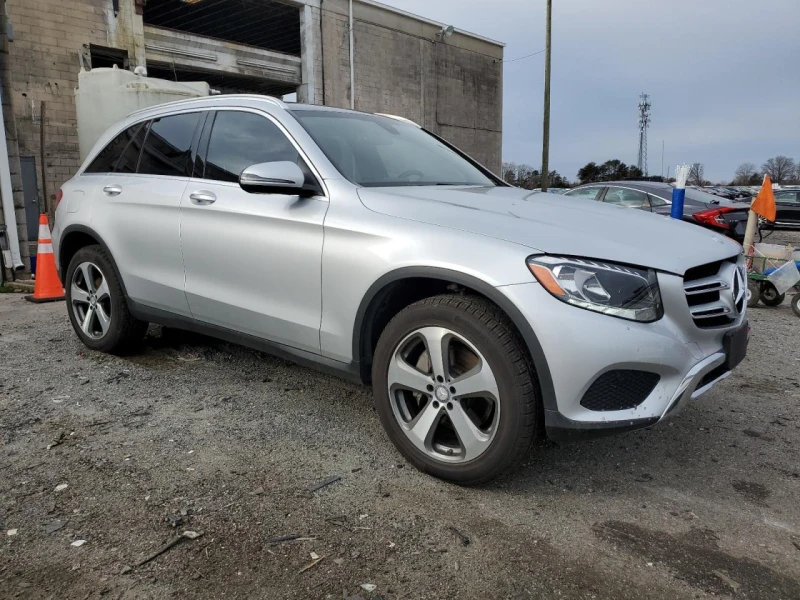 Mercedes-Benz GLC 300 4MATIC* LED* Подгрев* Keyless* , снимка 6 - Автомобили и джипове - 49270987