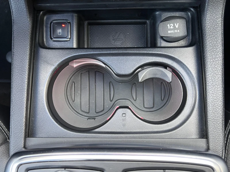 Mercedes-Benz ML 350 BlueTec* 4Matic* Pano* AMG-Line* Distronic, снимка 15 - Автомобили и джипове - 52185061