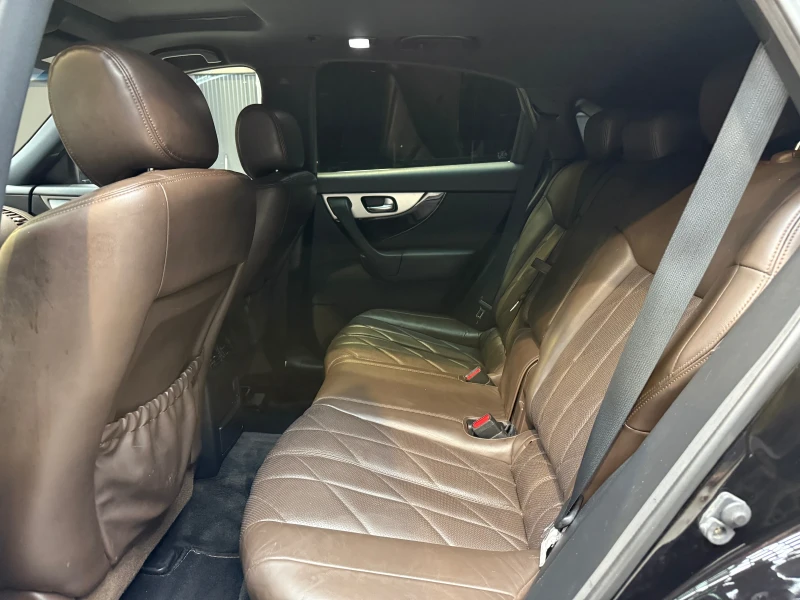 Infiniti Fx 30 3.0d, снимка 11 - Автомобили и джипове - 52461502