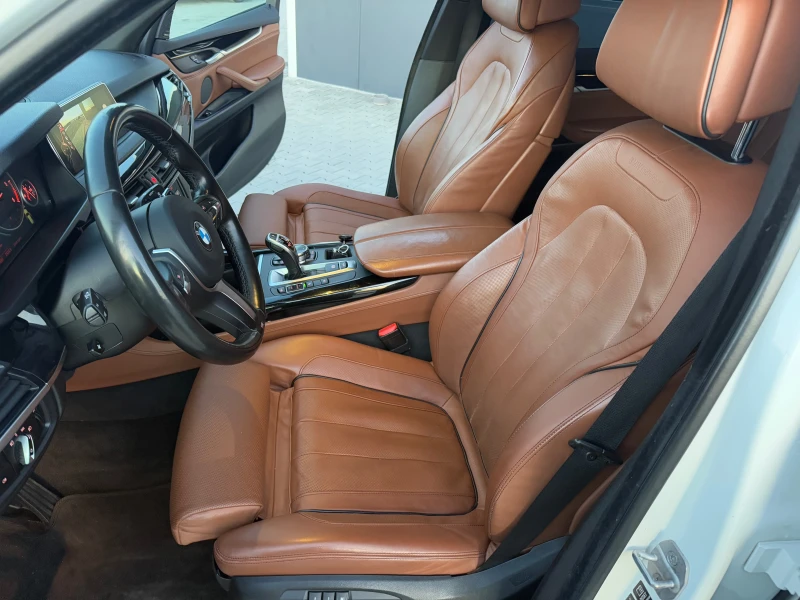 BMW X5 3.0xd M Paket Напълно обслужена !!!, снимка 9 - Автомобили и джипове - 53026380