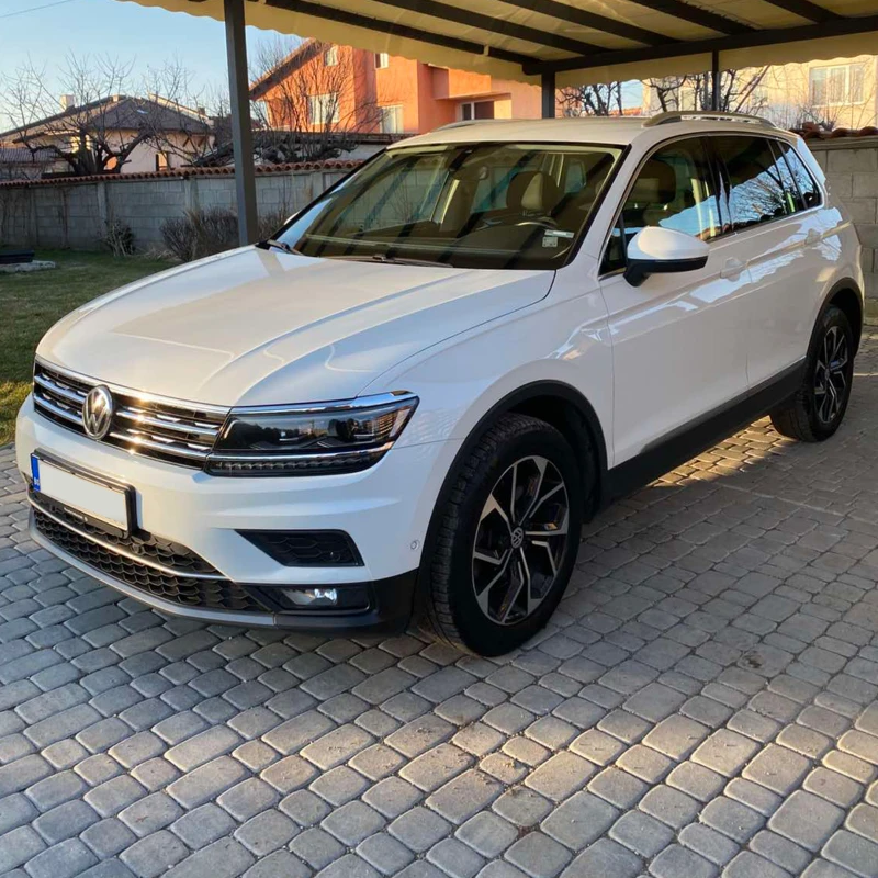 VW Tiguan 2.0TSI 4MOTION BMT, снимка 3 - Автомобили и джипове - 53202388