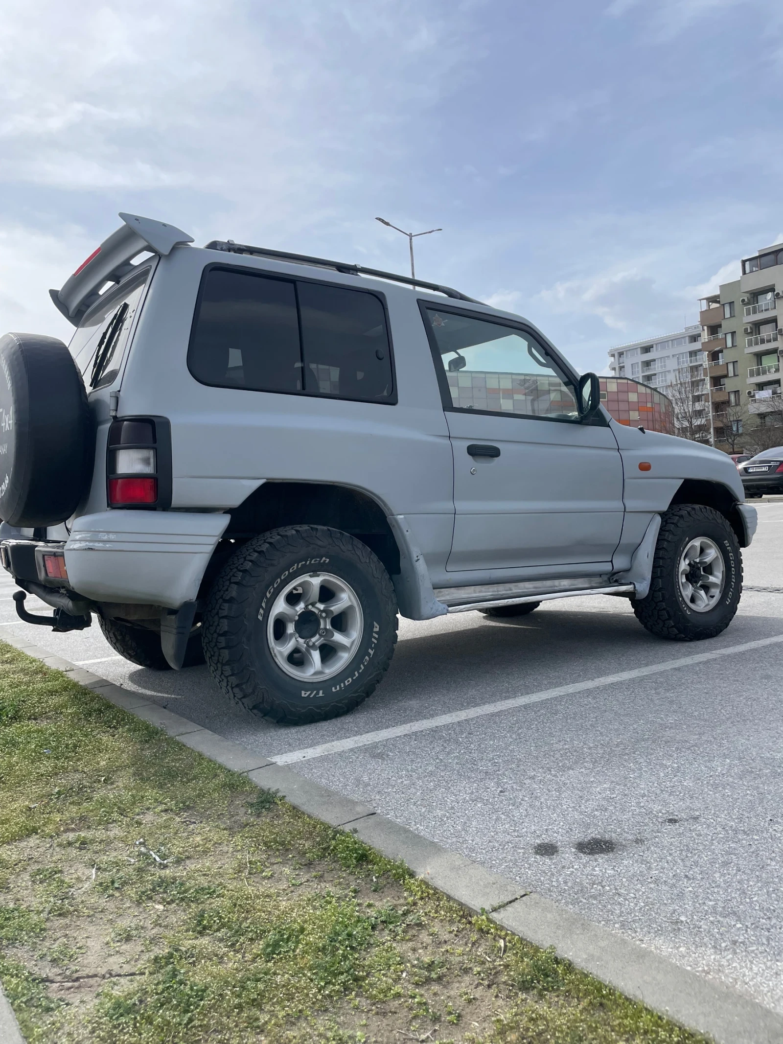 Mitsubishi Pajero  - изображение 4