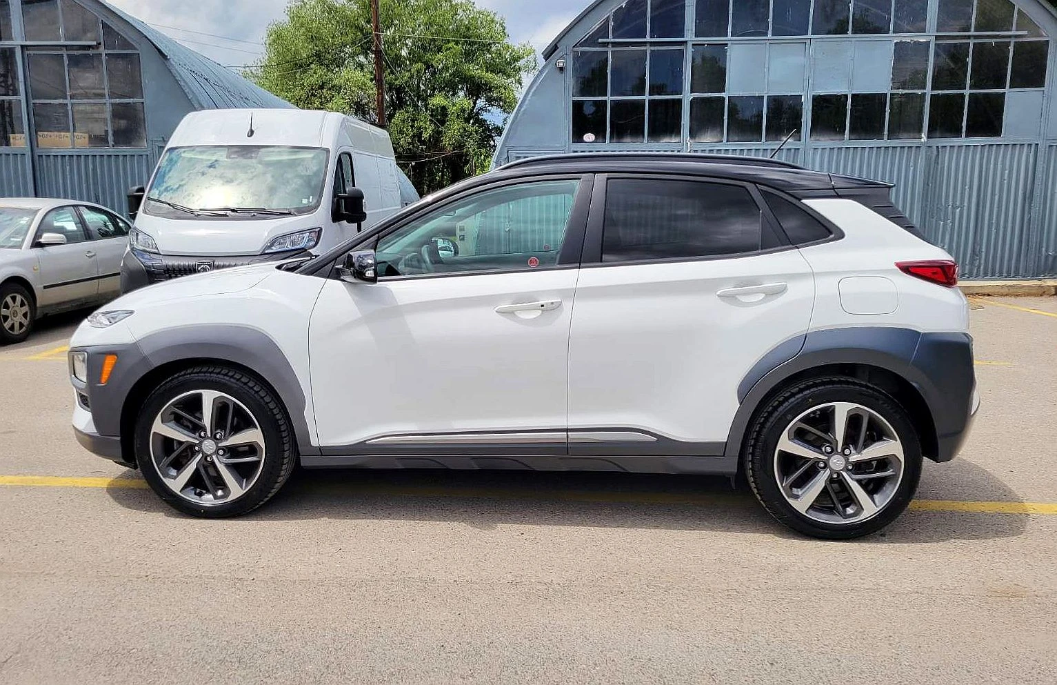 Hyundai Kona 1.6T АВТОМАТИК 4Х4 - изображение 8