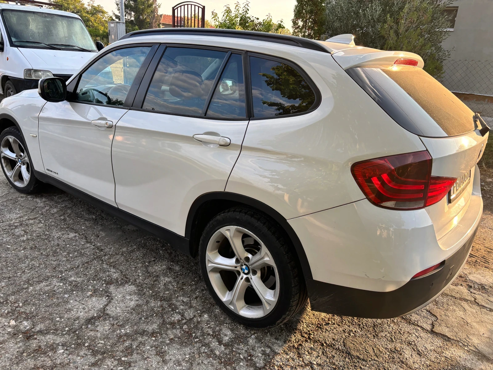 BMW X1  - изображение 5