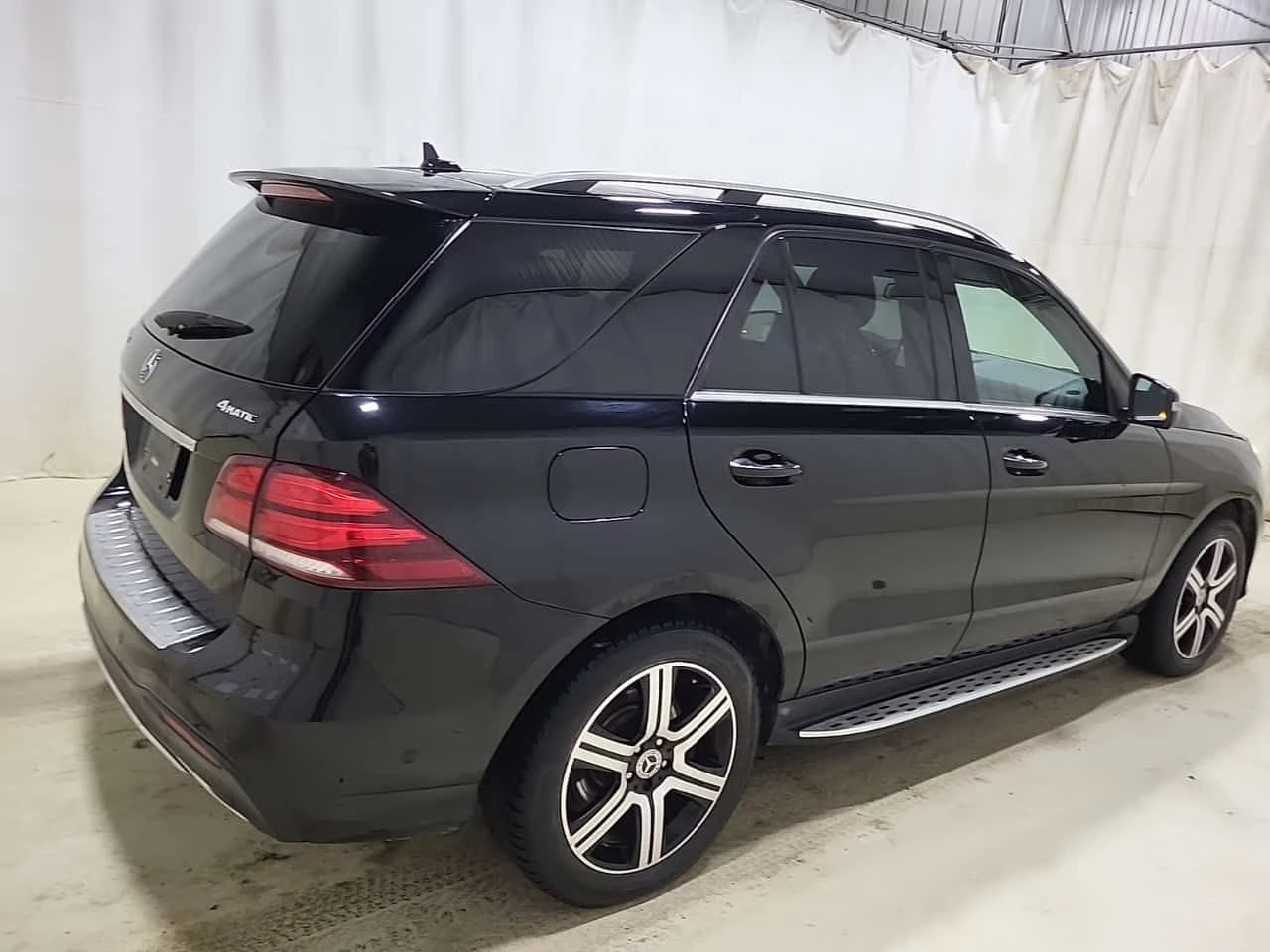 Mercedes-Benz GLE * 400 * CARFAX * ЦЕНА ДО БГ - изображение 4