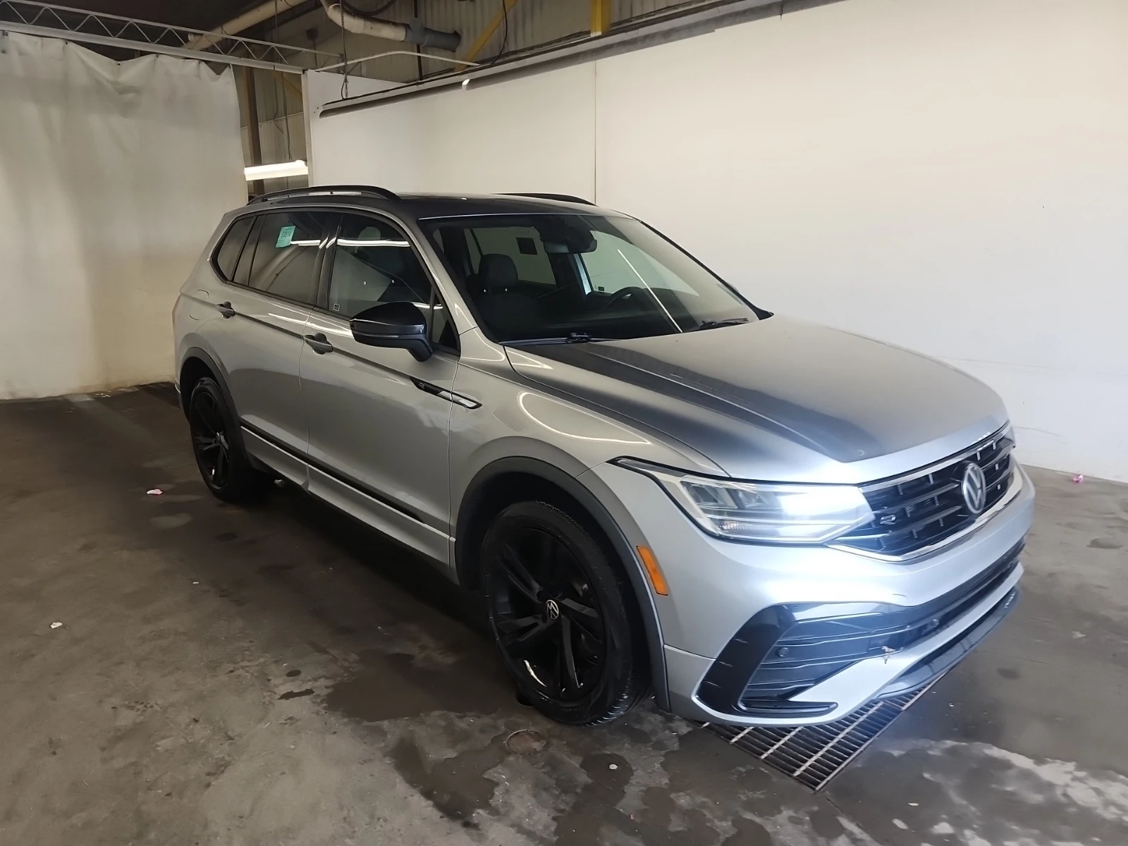 VW Tiguan COMFORTLINE R-LINE BLACK EDITION/AWD/Pano