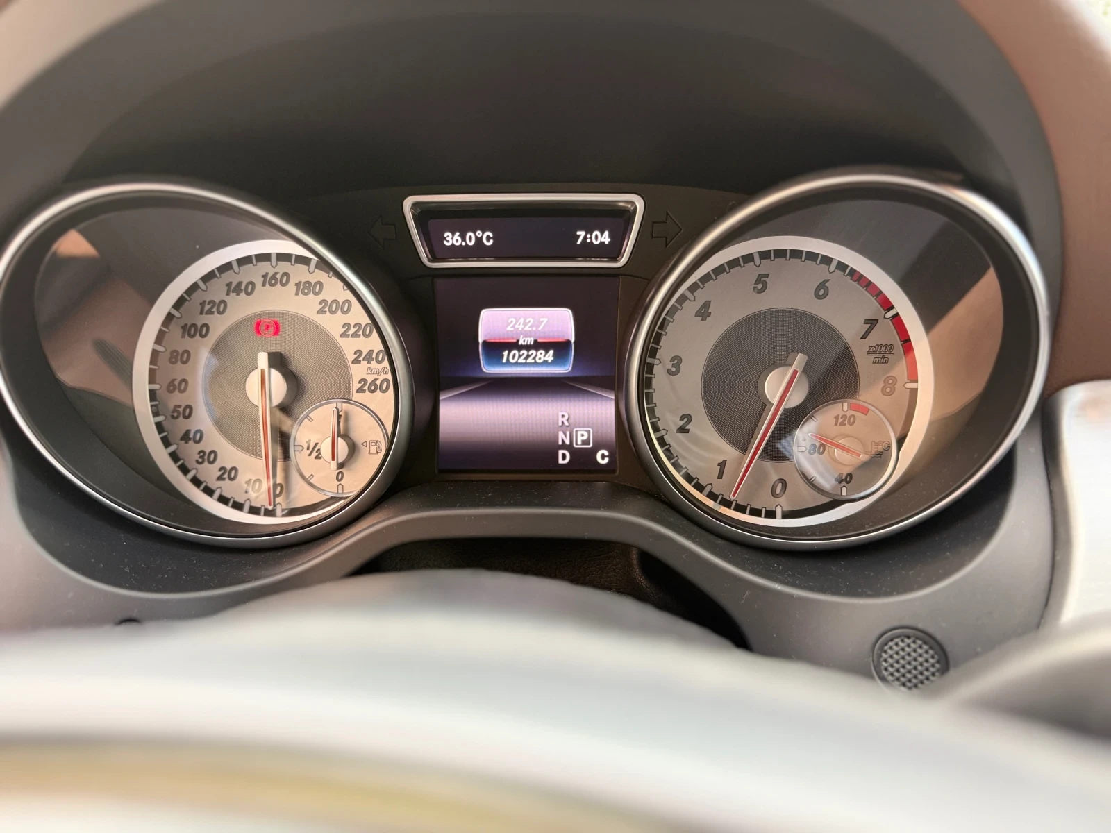 Mercedes-Benz GLA 250, снимка 7 - Автомобили и джипове - 55667193